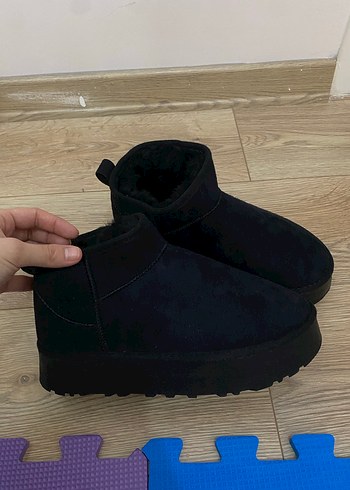 Ugg 40