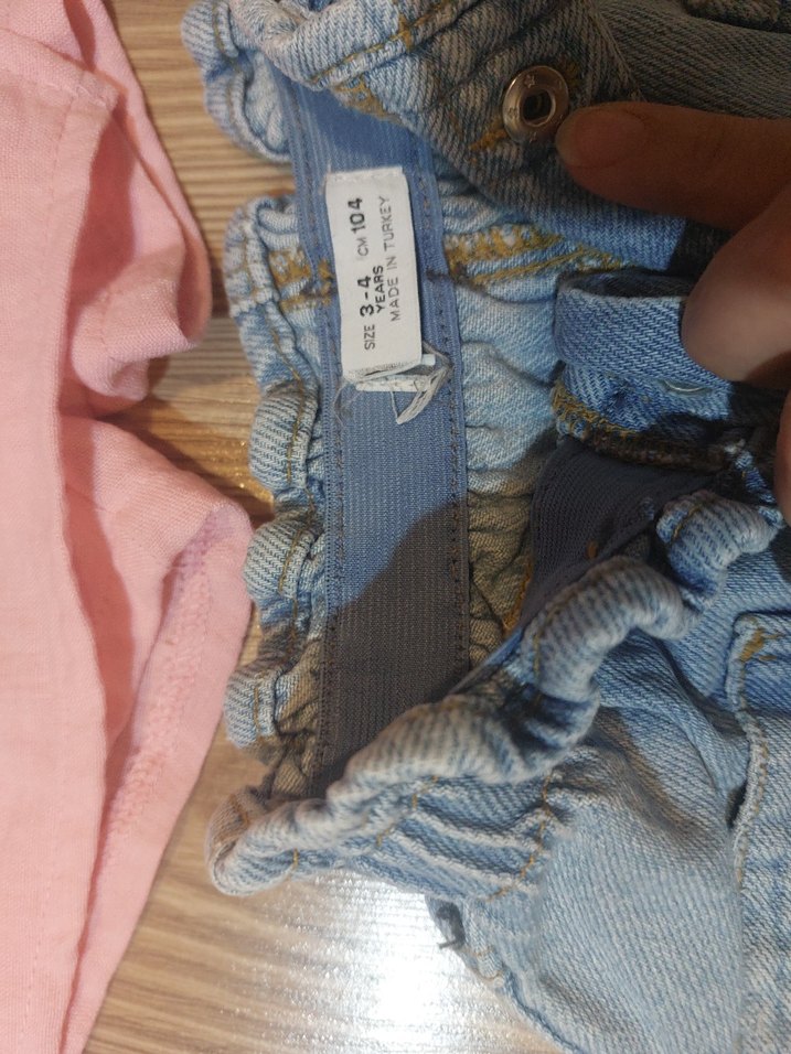 Kız Çocuk Pembe Denim Volanlı Şort - Görsel 2