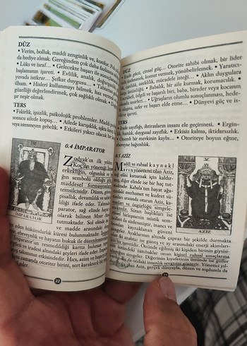  Beden Renk Tarot 78 Kart ve Yorum Kitabı
