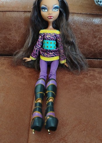 Monster High Monster high Clawdeen 2008 siyah lastik