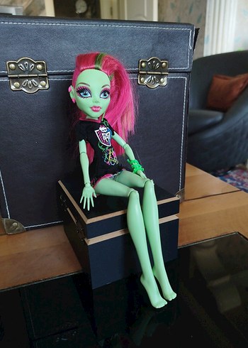 Monster high Venus Mcfly Trap 2011