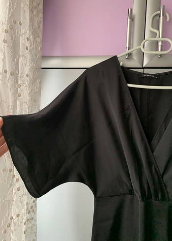 Siyah V Yakalı Uzun Kadın Elbise - Görsel 5