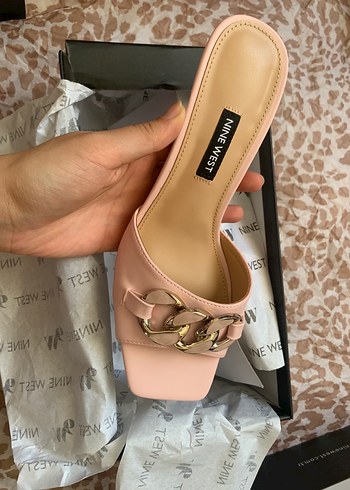 Zincir Detaylı pembe Blok Topuklu Terlik - Görsel 2