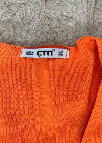 Turuncu V Yaka Kadın Triko Kazak crop ambar marka - Görsel 3
