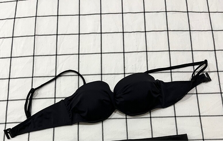 bikini üstü