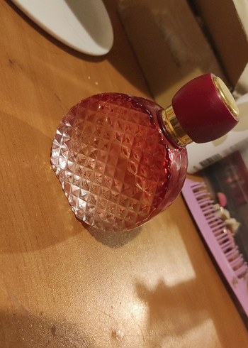 Kadın Parfümü Pretty La Belle - Görsel 2