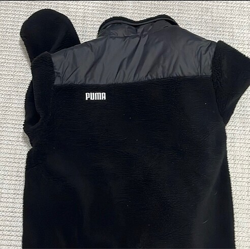 Puma Puma erkek montu bu sezon L beden