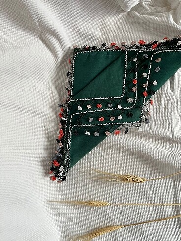 Diğer El yapımı tığ oyası eşarp