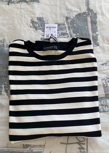 Kız Çocuk Siyah Beyaz Çizgili Pamuklu Tişört - Görsel 2