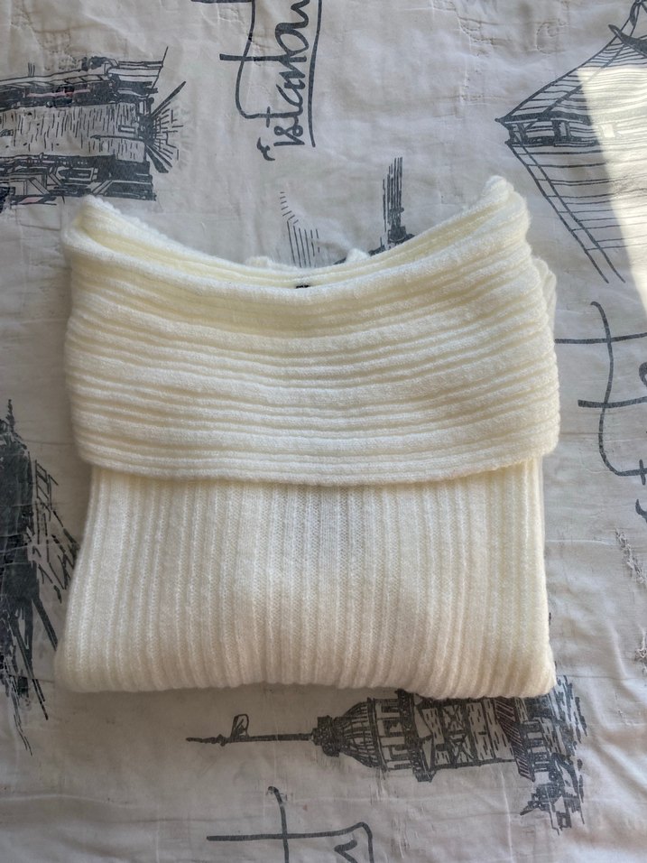 Beyaz Bohem Yaka Detaylı Kadın Triko Kazak - Görsel 2