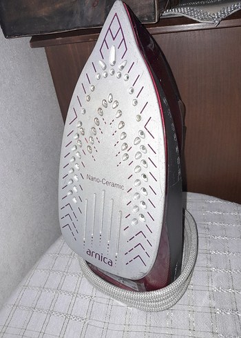 Beden Arnica Nano-Ceramic Kırmızı Ütü