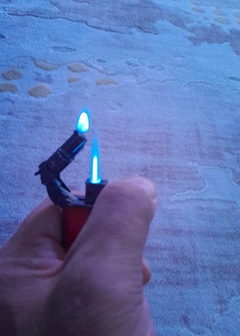 Bordo Tabanca Şeklinde Renkli Çakmak - Görsel 4