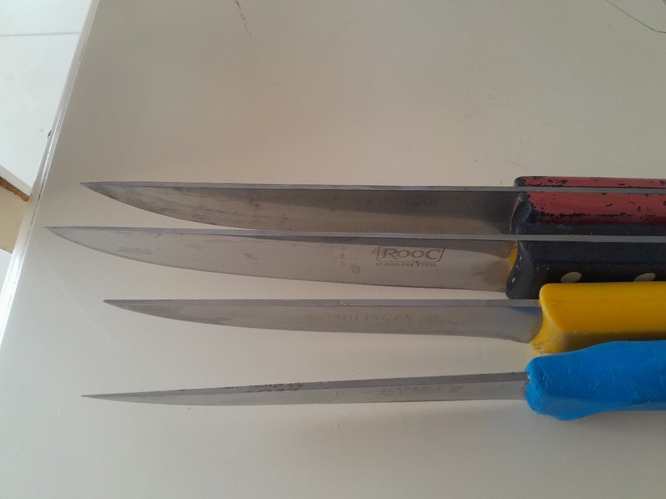 Renkli saplı 4 adet kasap bıçak. Tanesi 200TL - Görsel 4