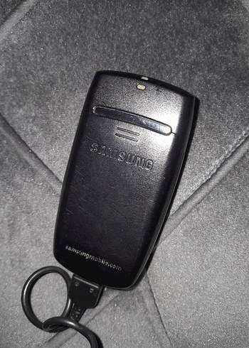 Kırmızı Samsung Kapaklı Telefon - Görsel 5