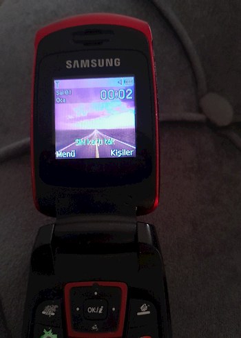 Kırmızı Samsung Kapaklı Telefon - Görsel 8