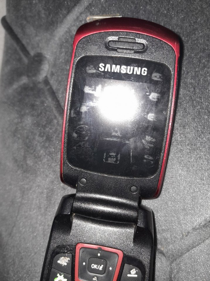 Kırmızı Samsung Kapaklı Telefon - Görsel 3