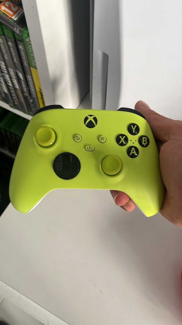 Sarı Renkli Xbox 9. Nesli - Görsel 2