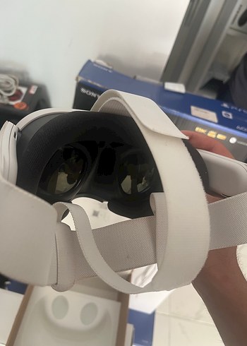 Meta Quest 3 VR Gözlük  Yeni Nesil Sanal Gerçeklik Deneyimi - Görsel 2