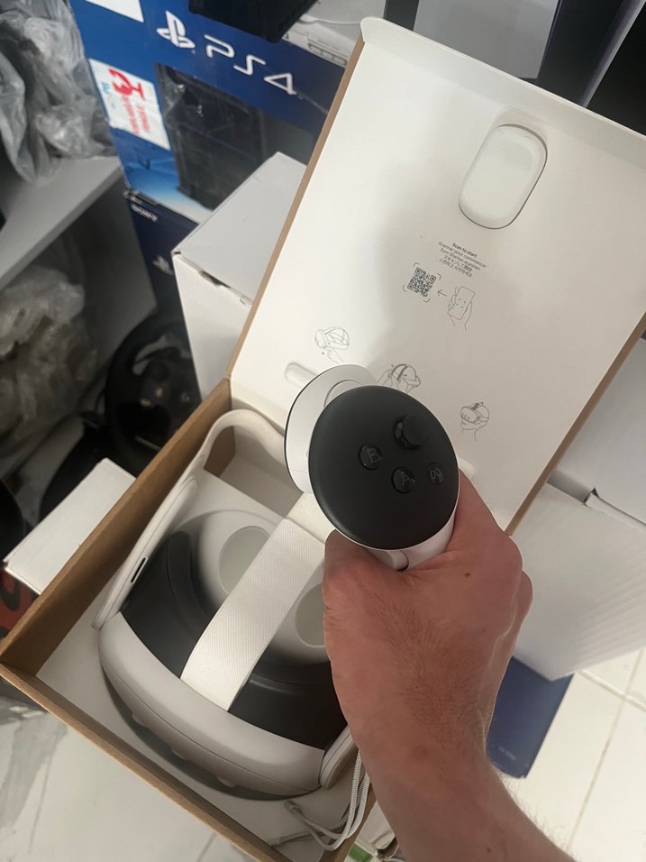 Meta Quest 3 VR Gözlük  Yeni Nesil Sanal Gerçeklik Deneyimi - Görsel 4