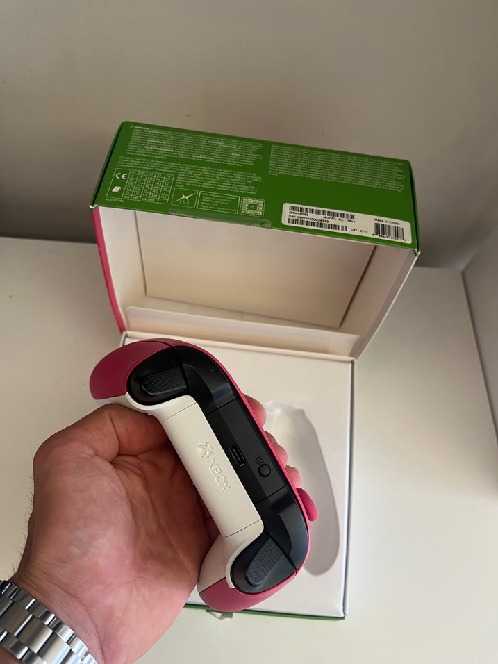 Xbox Deep Pink Kablosuz Oyun Kumandası - Görsel 4