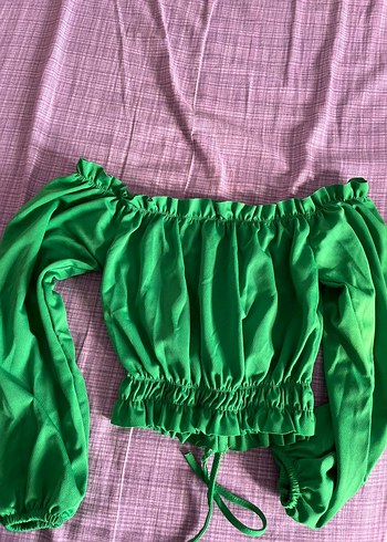 Yeşil Fırfırlı Kayık Yaka Kadın Bluz - Görsel 3