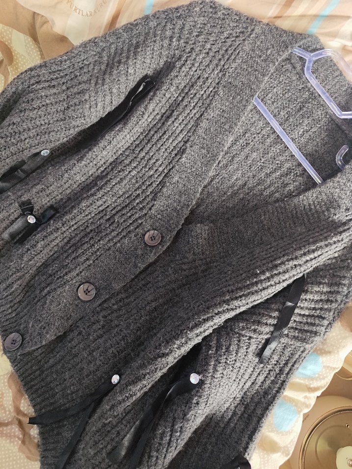 Düğmeli Gri Kadın Triko Hırka - Görsel 2