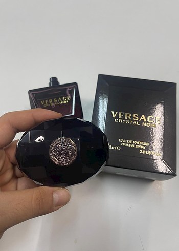 Versace Versace Crystal Noir Kadın Parfümü 100 ml