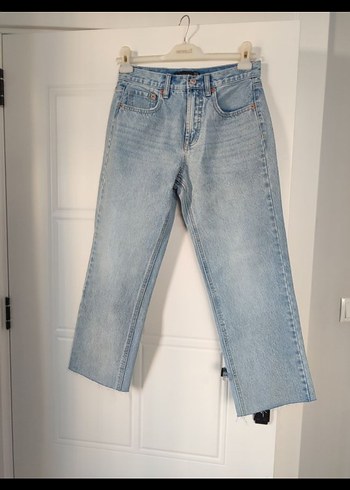 38 Beden mavi Renk Stradivarius Jean