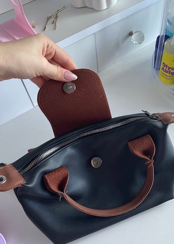 Beden Kahverengi Tokalı Minimalist Deri Kadın Çantası