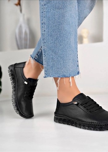 Diğer Siyah Bağcıklı Kadın Günlük Stiletto Ayakkabı