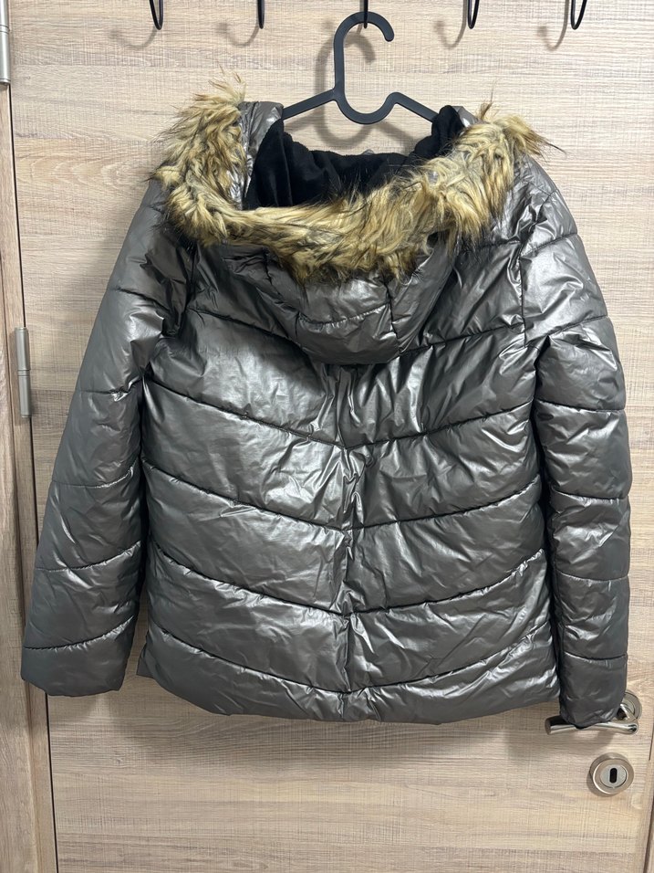 Kadın Gri Kürklü Kışlık Mont - Görsel 2