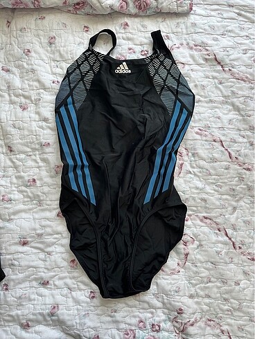 34 Beden Adidas mayo (orjinal)