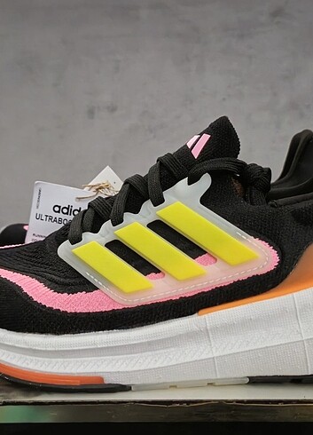 Adidas Ultraboost Kadın Ayakkabı 