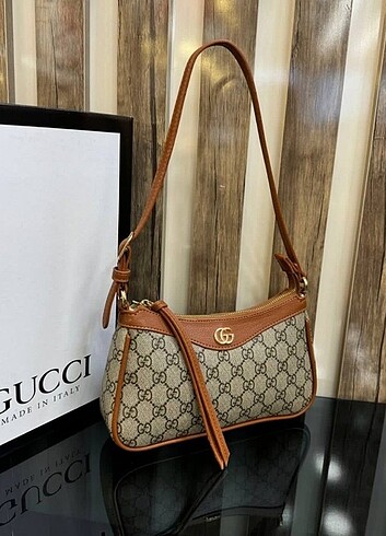 Gucci Taba baget çanta 