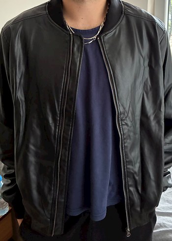 Pull and Bear Siyah Deri Bomber Ceket