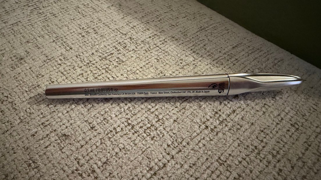 Benefit Mighty Fine Kaş Kalemi - Bej Gri - Görsel 2