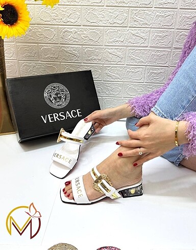 Versace Versace şeffaf topuklu terlik