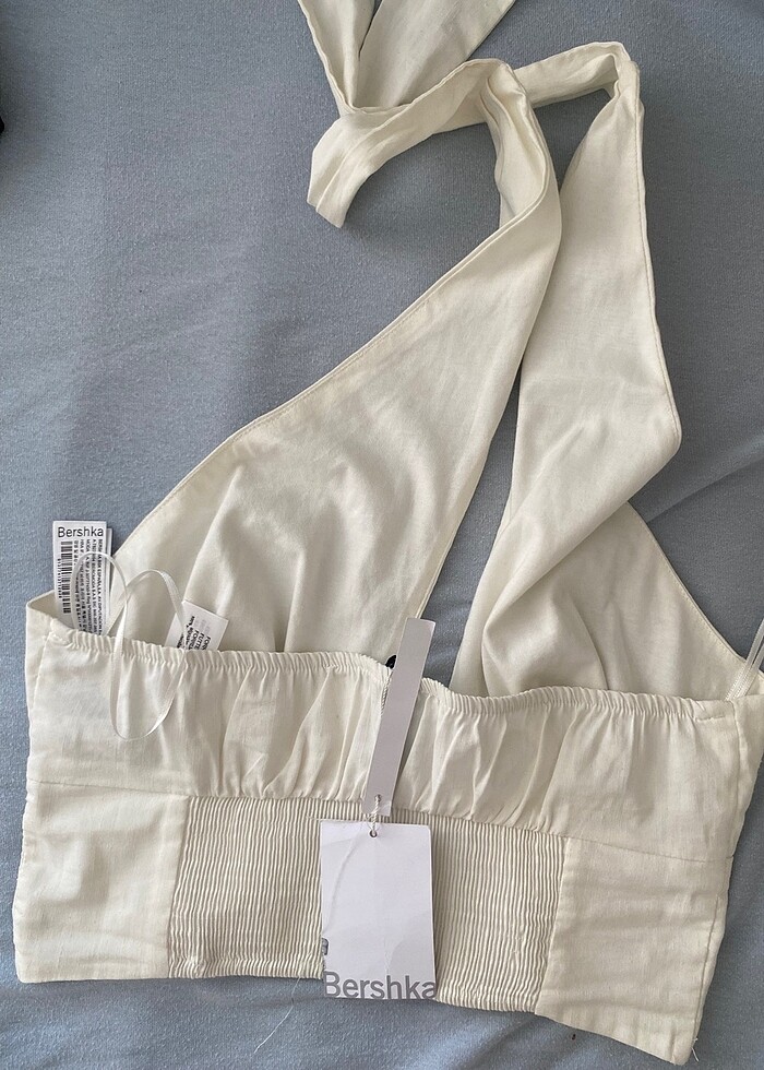 bershka boyundan bağlamalı üst büstiyer - Görsel 2