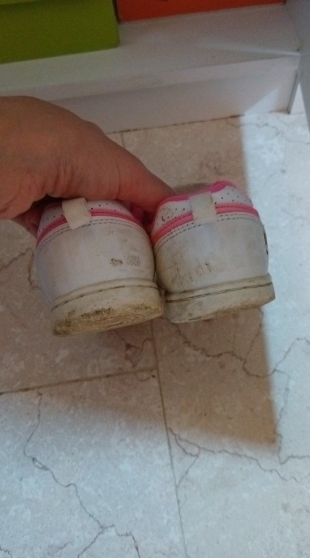 Kız Çocuk Pembe Cırtlı Spor Ayakkabı - Görsel 3