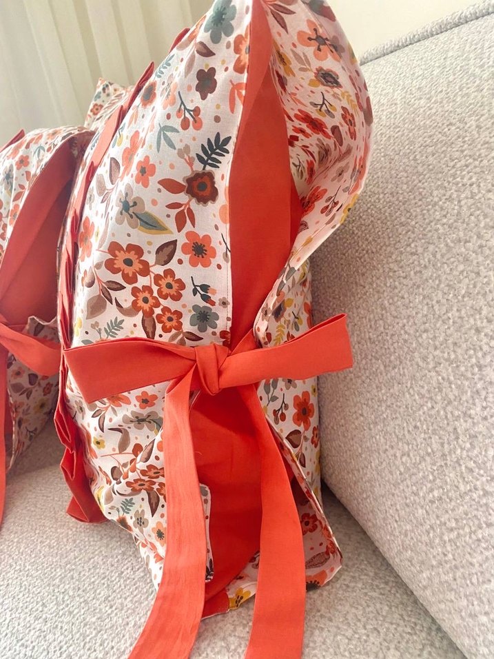Çiçek Desenli Renkli Yastık Kılıfı bağlamalı - Görsel 5