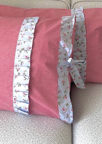 Pembe Çiçek Desenli Dekoratif Yastık Kılıfı - Görsel 3