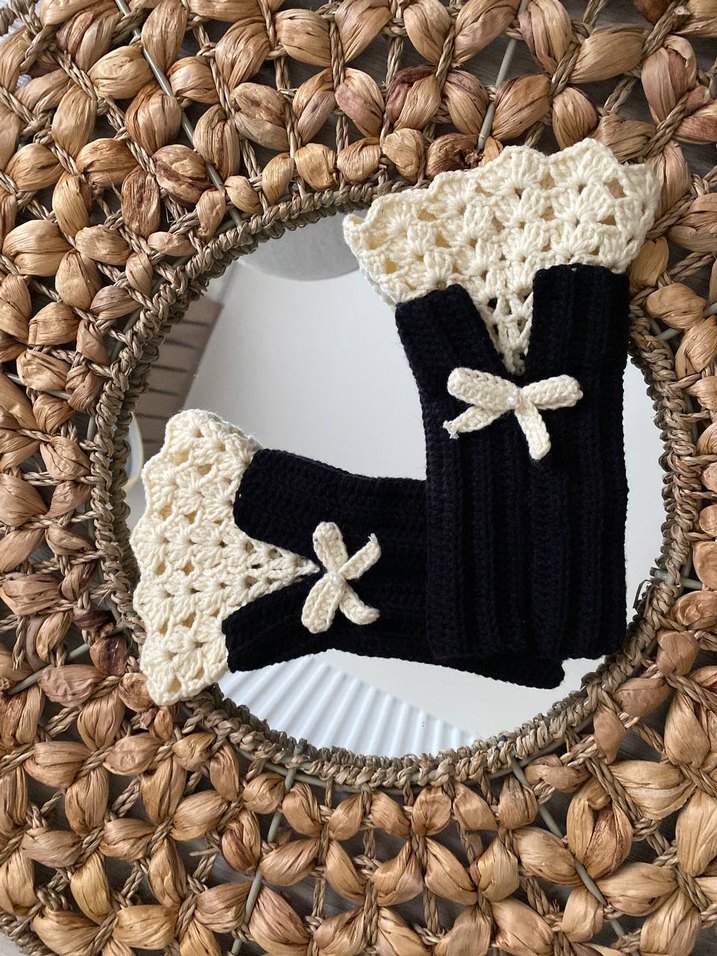 Örgü Siyah ve Beyaz Kadın Eldivenleri Vintage - Görsel 3