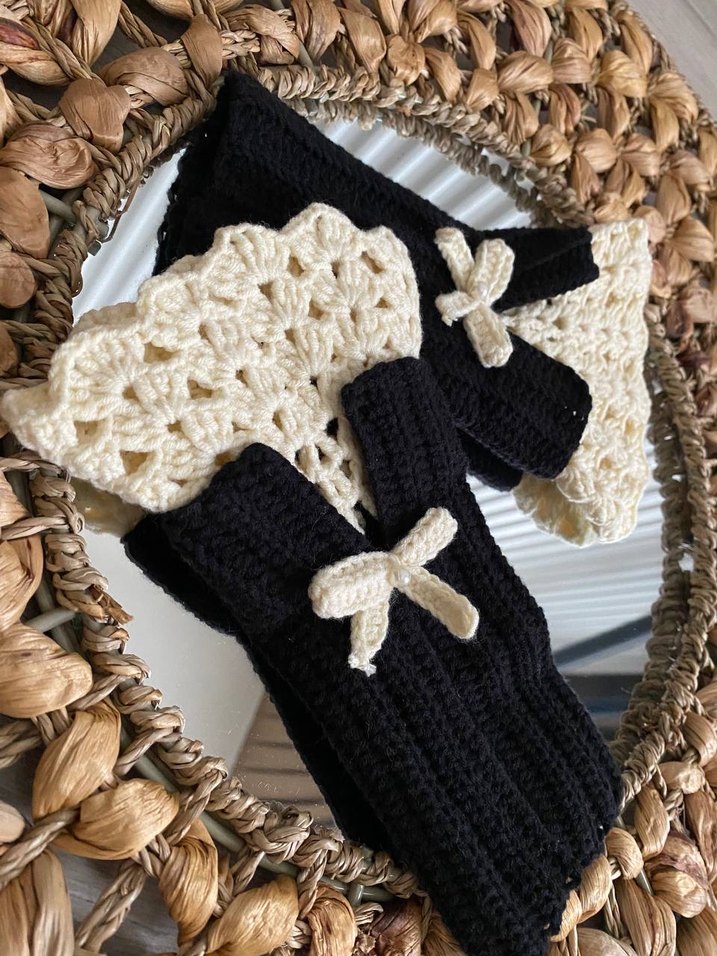 Örgü Siyah ve Beyaz Kadın Eldivenleri Vintage - Görsel 2