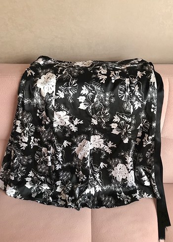 Drapeli Siyah Çiçek Desenli Mini Hamile Eteği - Görsel 3