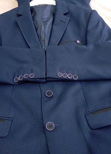 Yeni takım elbise sıfır ayarında  - Görsel 8