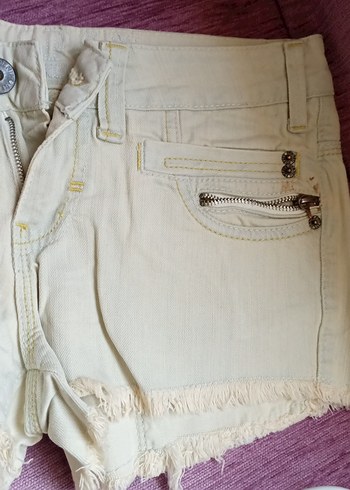 28 Beden Düğmeli krem beyaz Mini Denim Şort