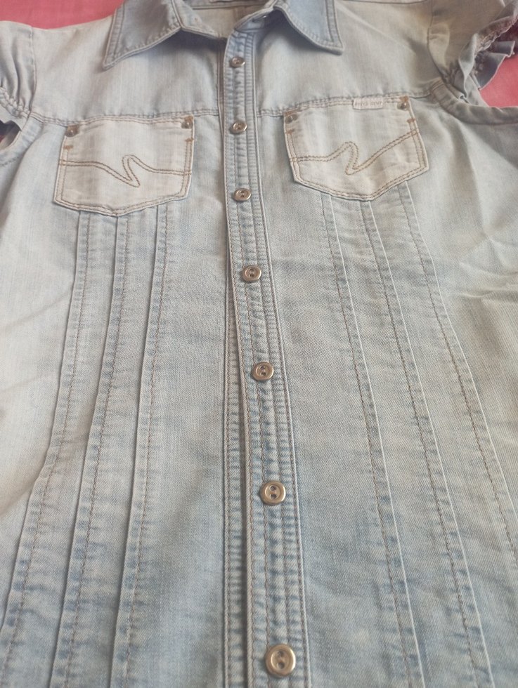 Kısa Kollu Düğmeli Denim Kadın Gömlek - Görsel 3