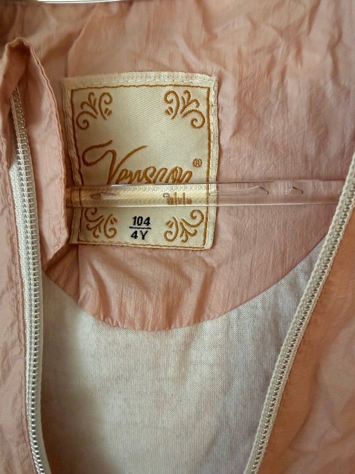 Kızlar için Kapüşonlu Pembe Yağmurluk - Görsel 4