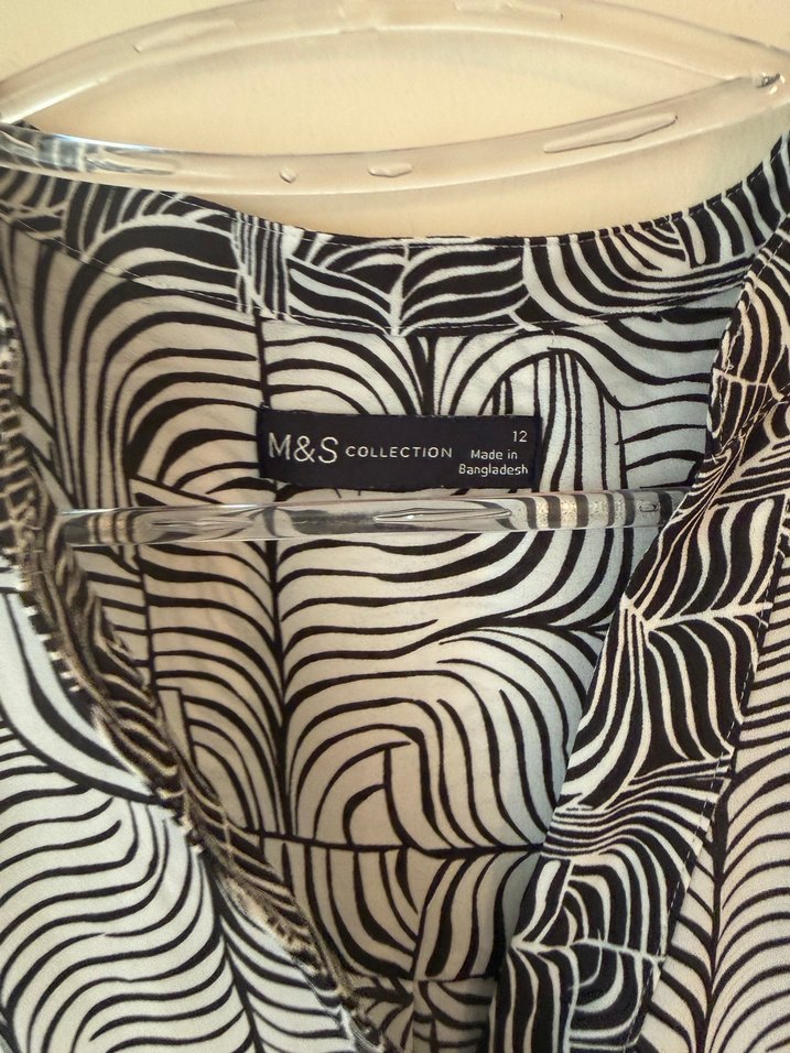 M&S Marka Desenli Kumaş Ürün - Görsel 4