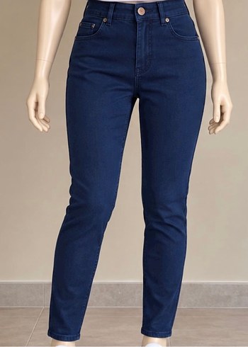 Lacoste Koyu Lacivert Yuksek Bel Denim Jean